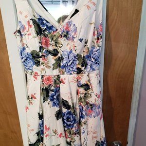 Tizzie pleated dress Size 7